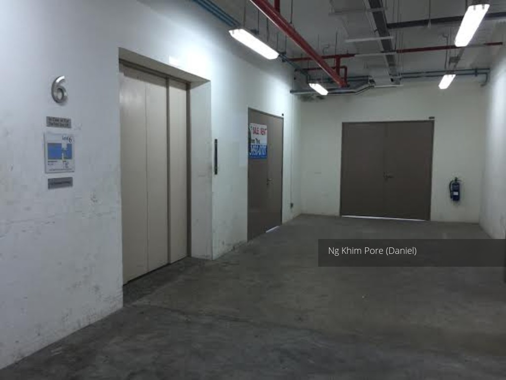HOLA CENTRE (D14), Factory #111929622